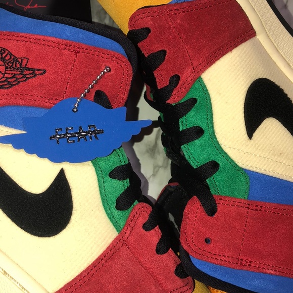 *Sold* Blue the Great 💙❤️💛💚 - Picture 4 of 8